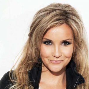 Helen Skelton