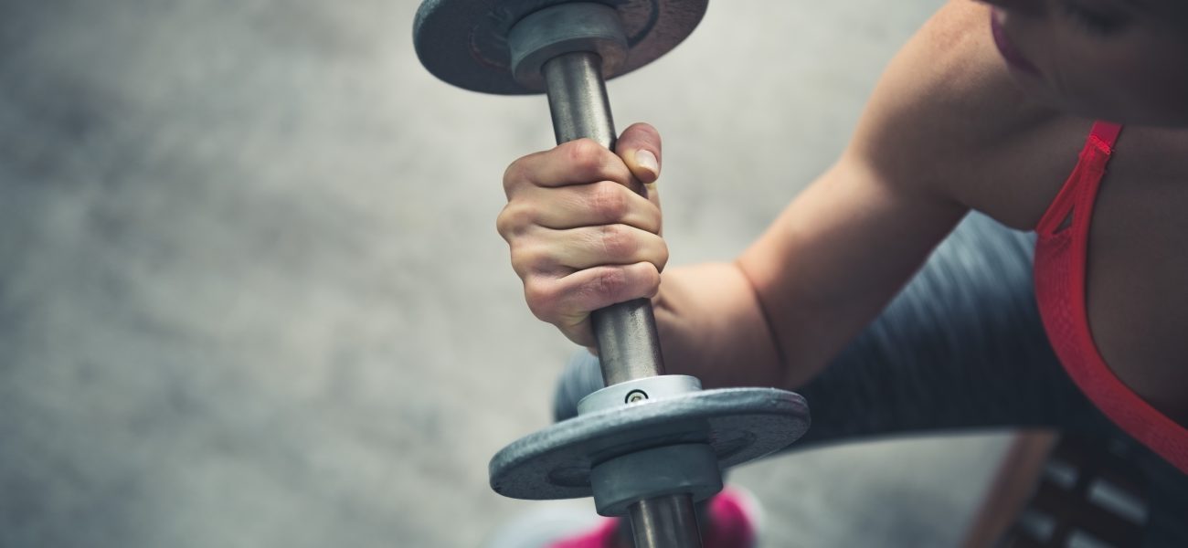 Woman doing bicep curl