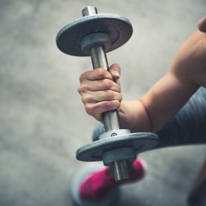 Woman doing bicep curl