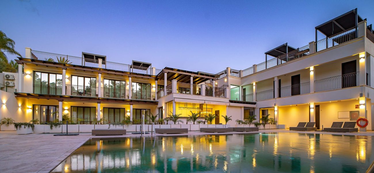 An exterior image of Oasis Premium Recovery