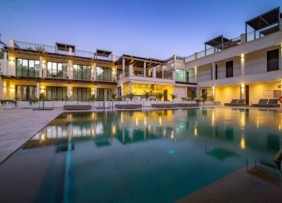 An exterior image of Oasis Premium Recovery